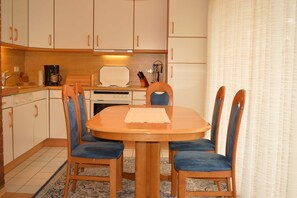 Køleskab, mikrobølgeovn, ovn, opvaskemaskine