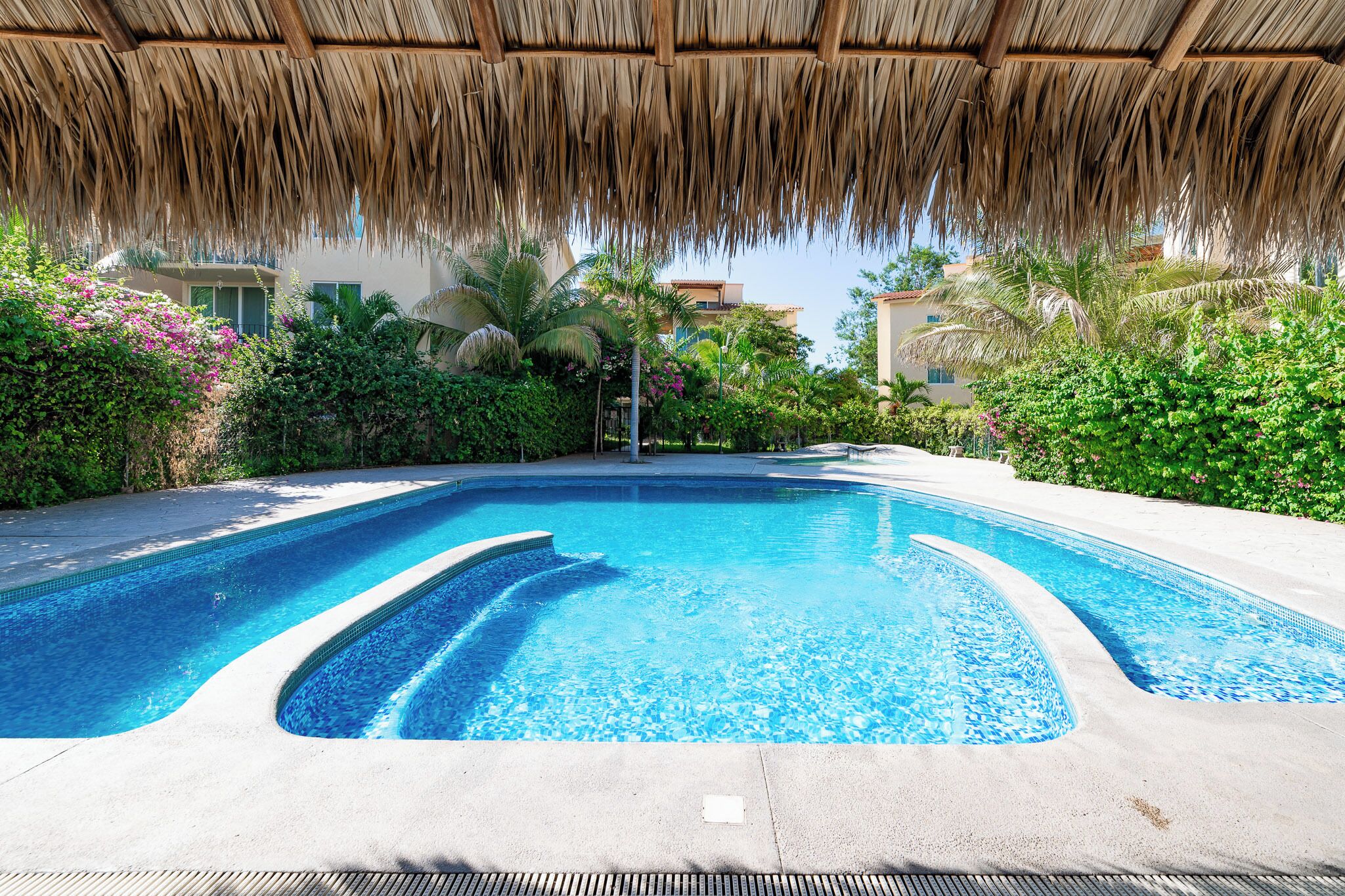 Two bedroom condo in the heart of town!