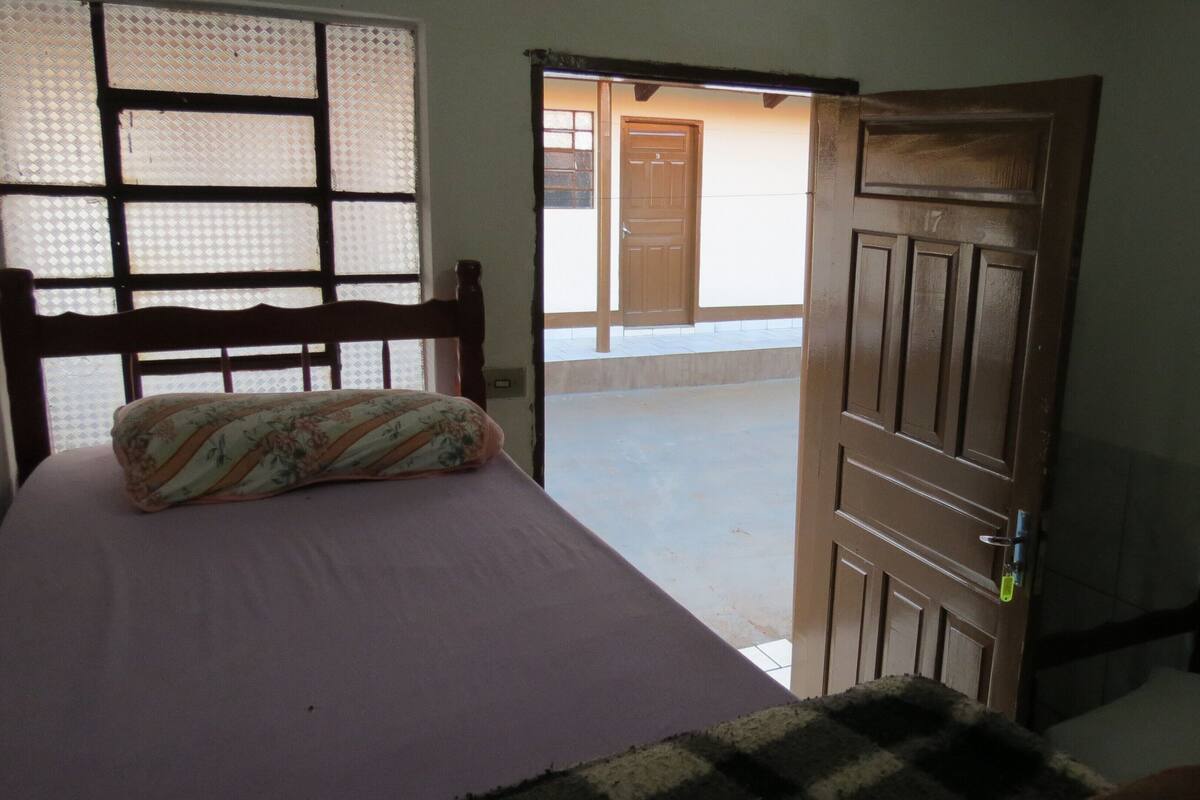 Basic Triple Room | Free WiFi, bed sheets