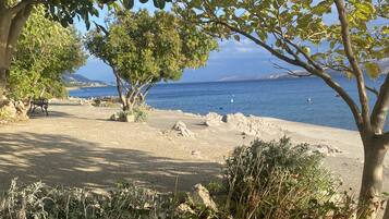 Sun loungers