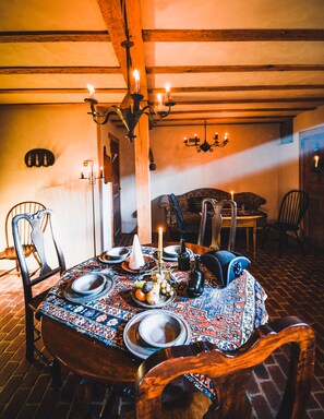 Bar (on property) - Heavitree of Griswold B&B (Jewett City)