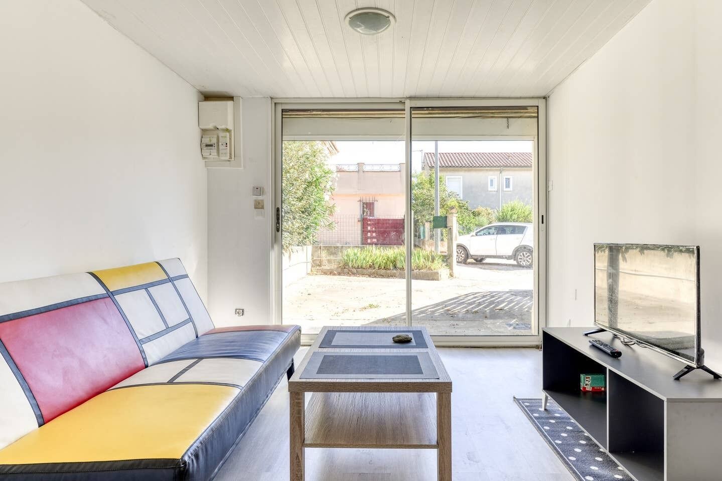 maisonette with terrace and garden