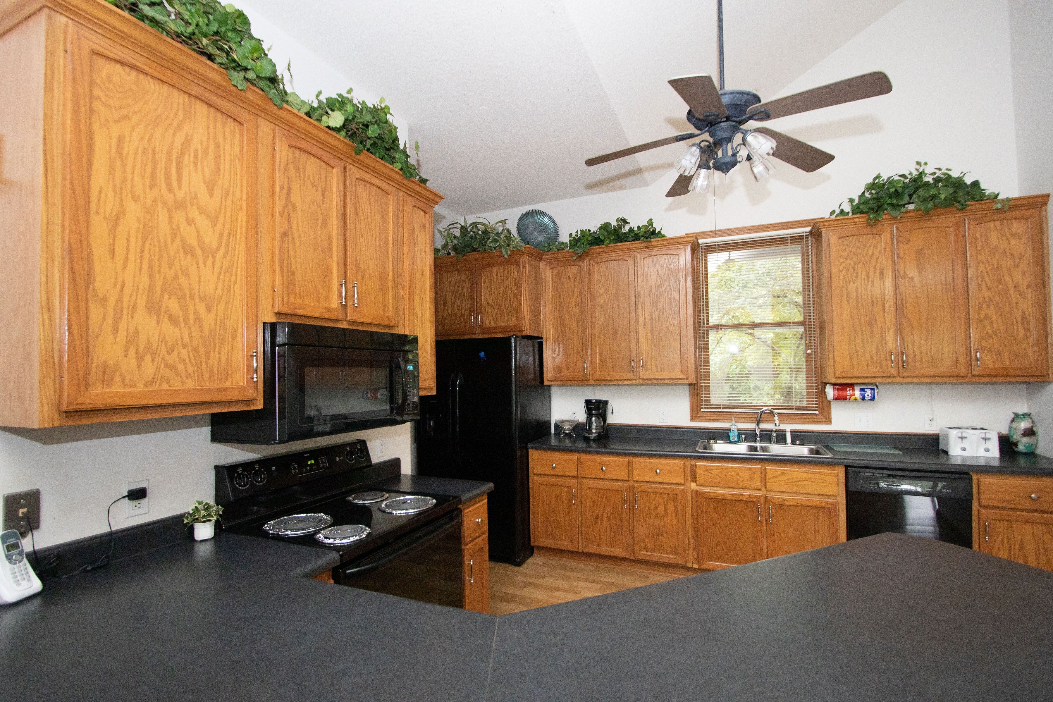 Lakeside Retreat 21R