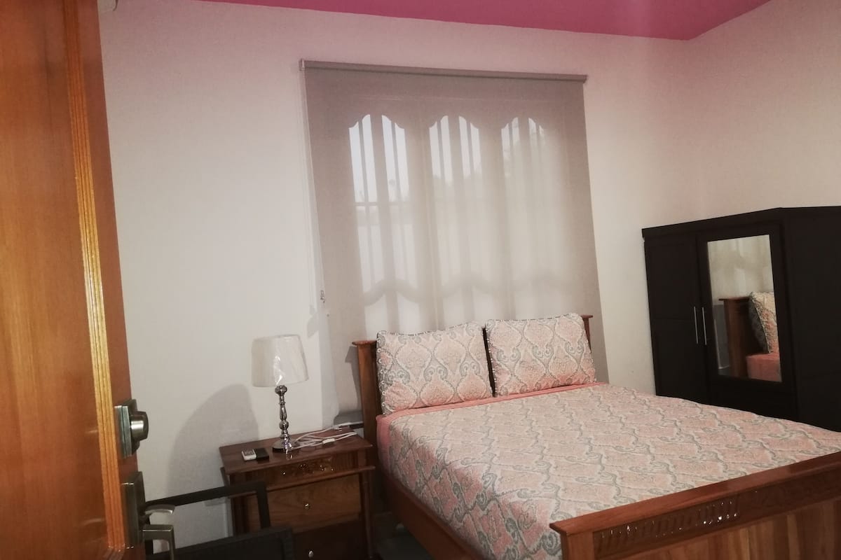 standard room | minibar, individually decorated, laptop workspace, blackout curtains