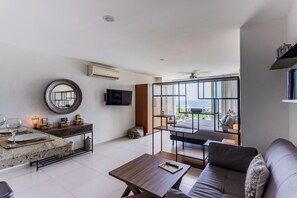 Apartment | Living area | Flat-screen TV - BRISA Beachfront Studio- Amazing Oceanview (Cancun)