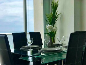 Apartment | In-room dining