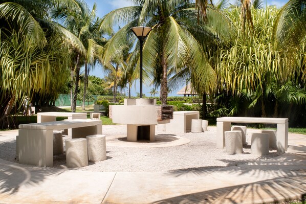 BBQ/picnic area