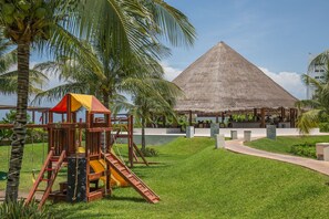 Children's play area - outdoor