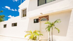 Front of property - Acogedor apartamento cerca de Altabrisa (Mérida)