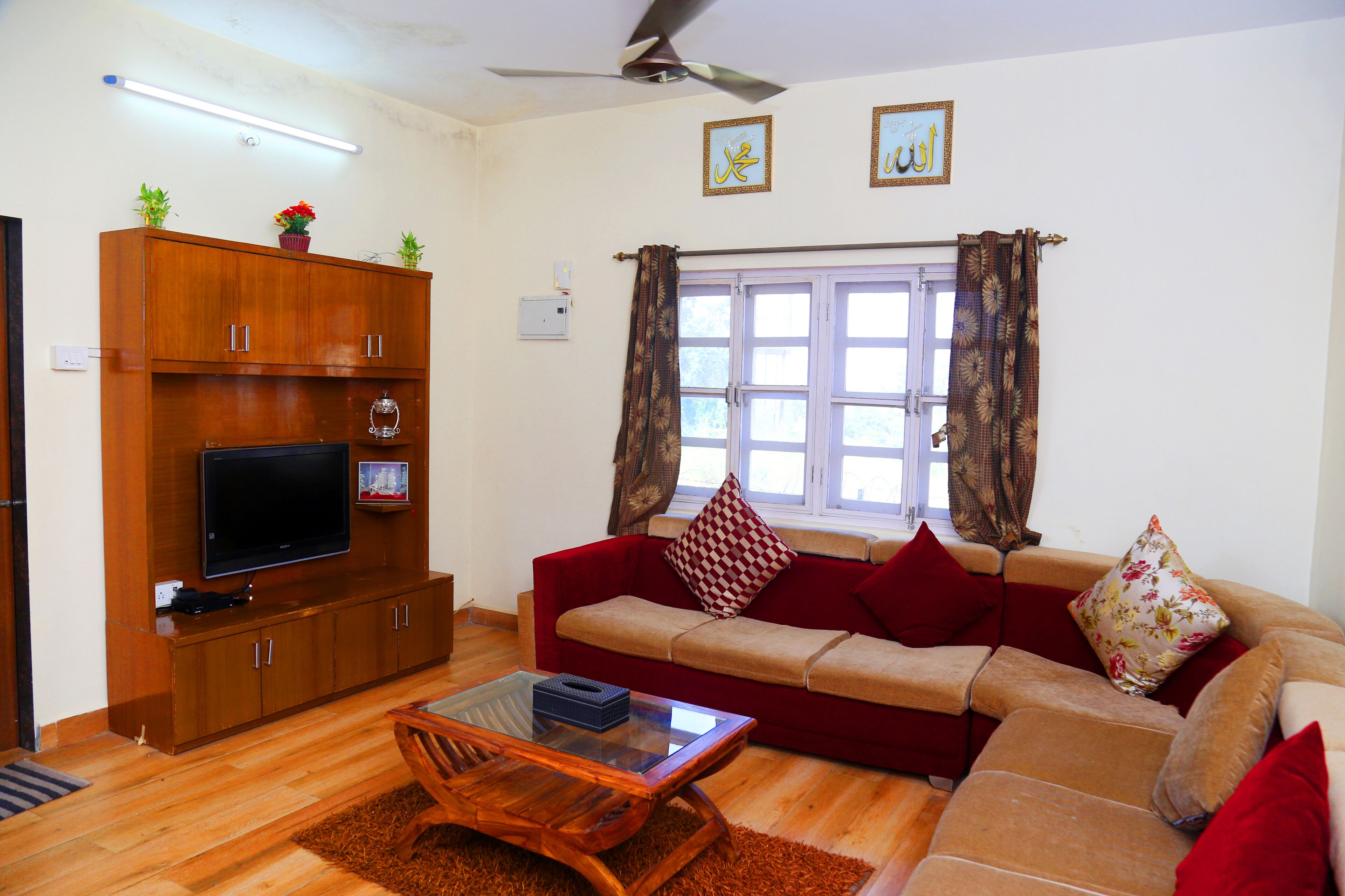 Private Farm Villa with large Open area- 6BHK