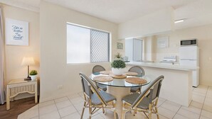 Dining - Spinnaker Seas Steps To Kings Beach | Ocean Views | Pool (Kings Beach)