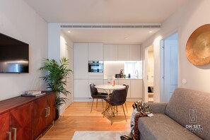 Familienapartment, 2 Schlafzimmer | Eigene Kochnische