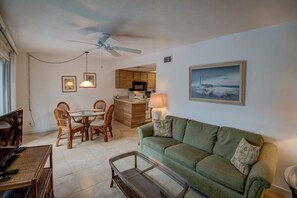 TV - Fantastic Ft. Myers Beach Tour Operator !!!!! (Fort Myers Beach)