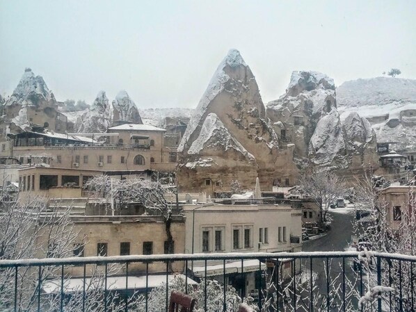Balcony - Cappadocia Center Cave Hotel (Nevsehir)