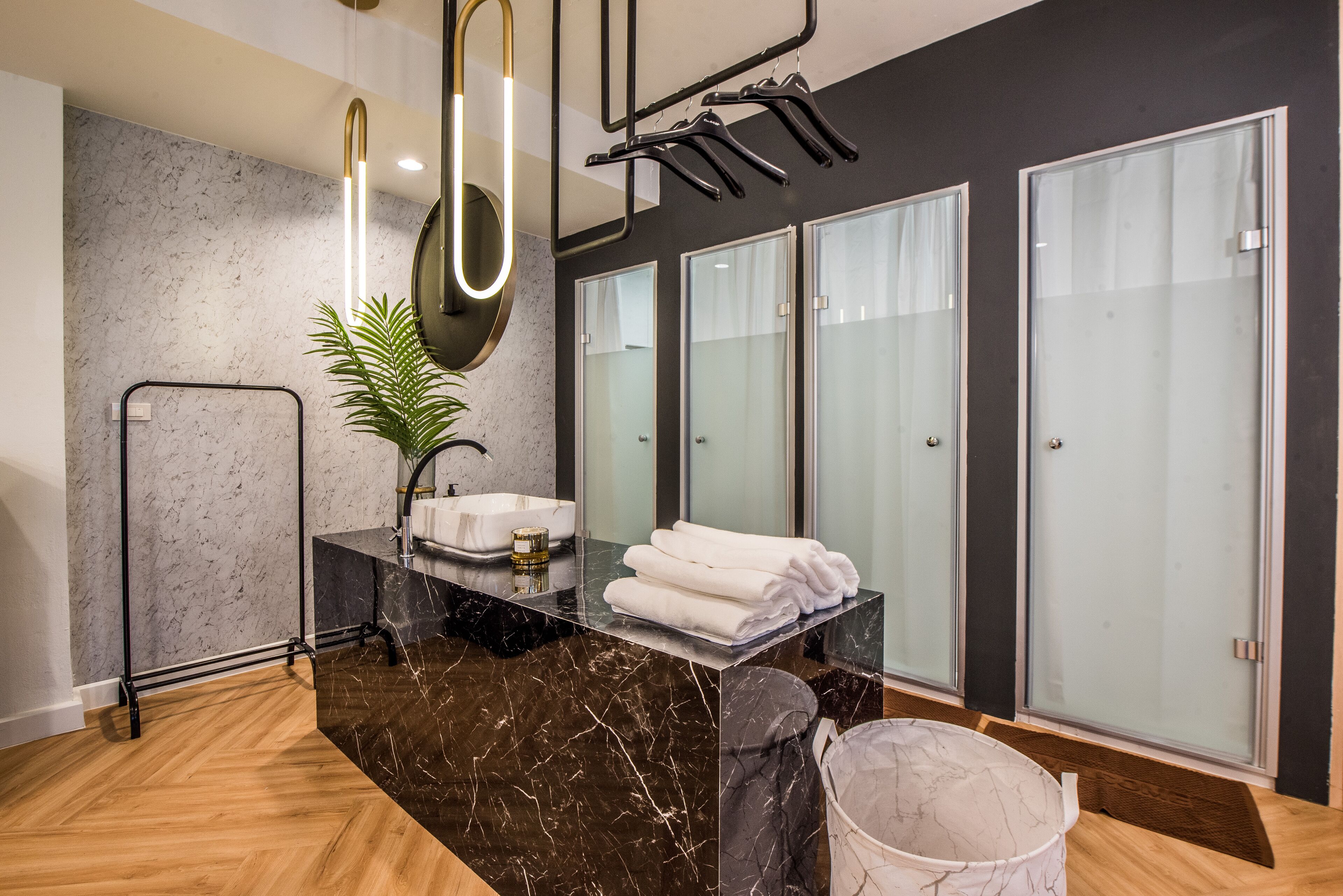 separate bathtub and shower, free toiletries, hair dryer, slippers