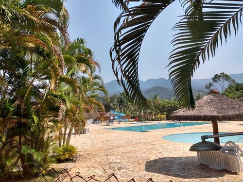 House in Ubatuba - Gated community | swimming pool | gourmet area | river access