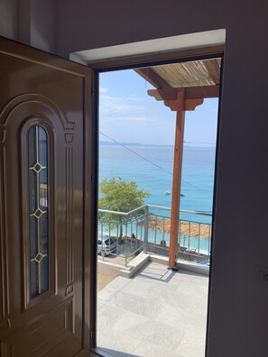 บริเวณภายนอก