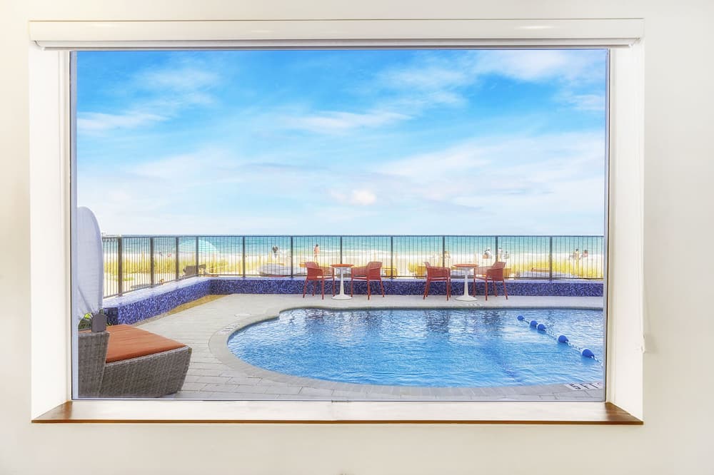 Ocean Treasure Beachside Suites