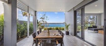 Maggie's Place Beachfront Retreat in Corlette