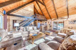 TV, fireplace, DVD player