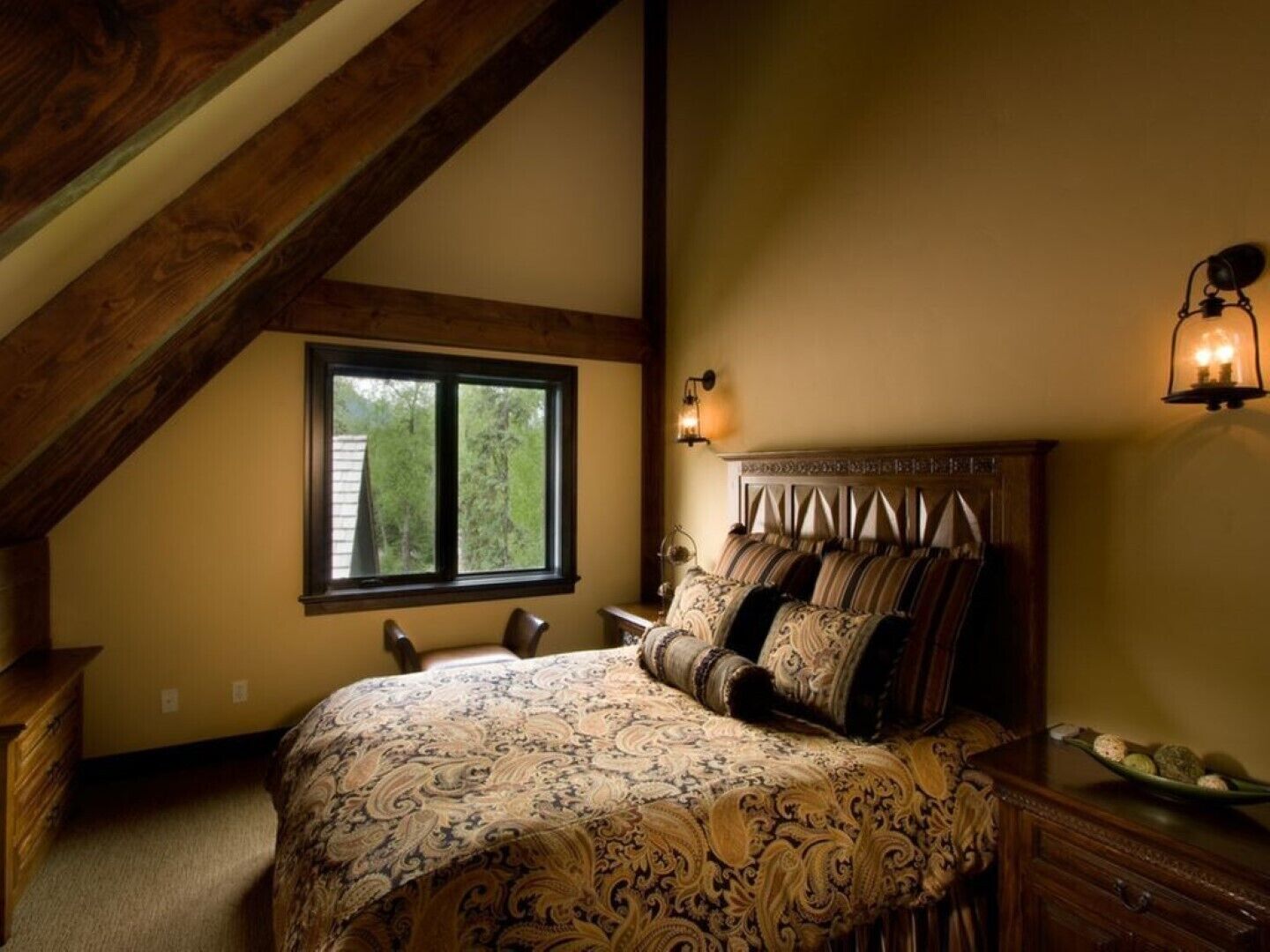 Deluxe Alaska Vacation Home Steps from the Kenai Riverfront (Bear House)