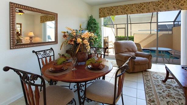 Apartment | Living room - 7679 Otterspool Street (Kissimmee)