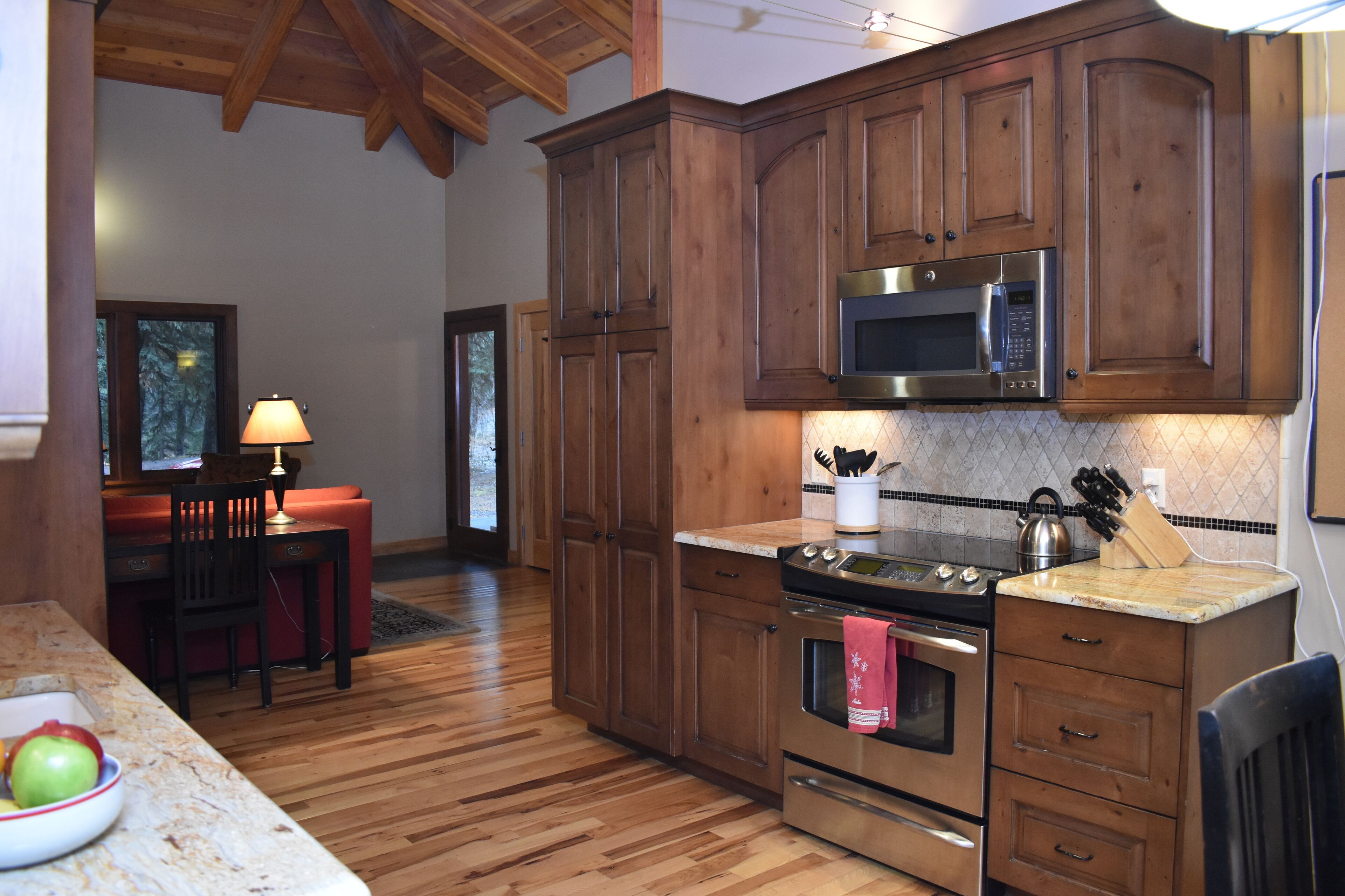  Beautiful Alaska Vacation Home Steps from Kenai River (Lynx Cottage)