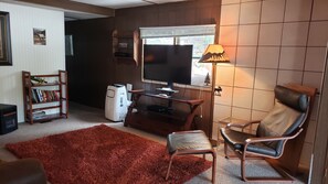 Nhà Deluxe | TV