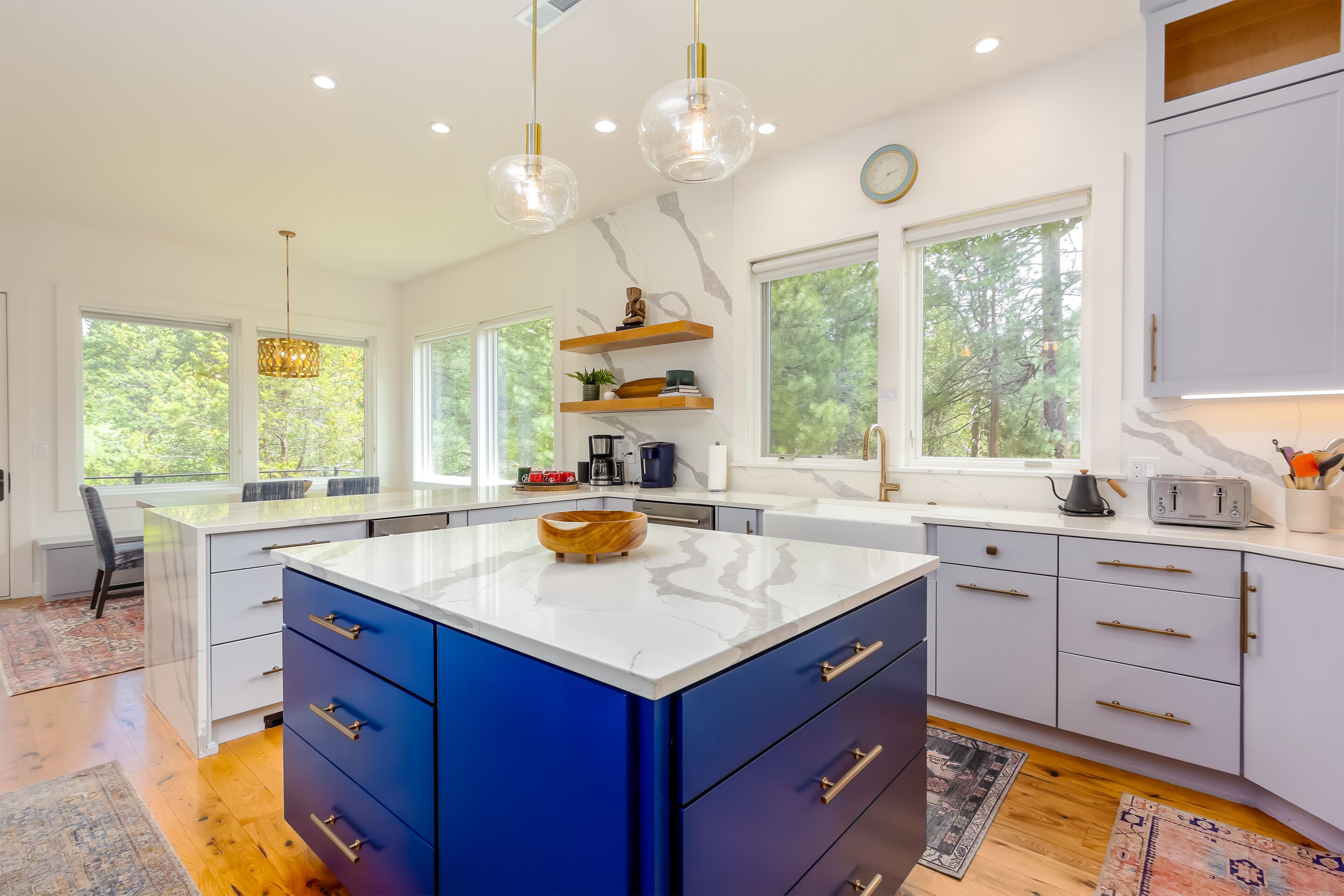 4 Bdrm Waterfront Luxury Home + Casita on Spring River, Hot Tub - BESS54