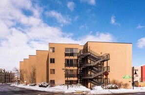 Exterior - Hot Tub+ Parking+ Sleeps 6 Park City A/C + Deck (Park City)