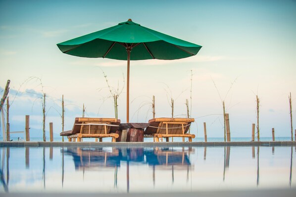 Outdoor pool, pool loungers