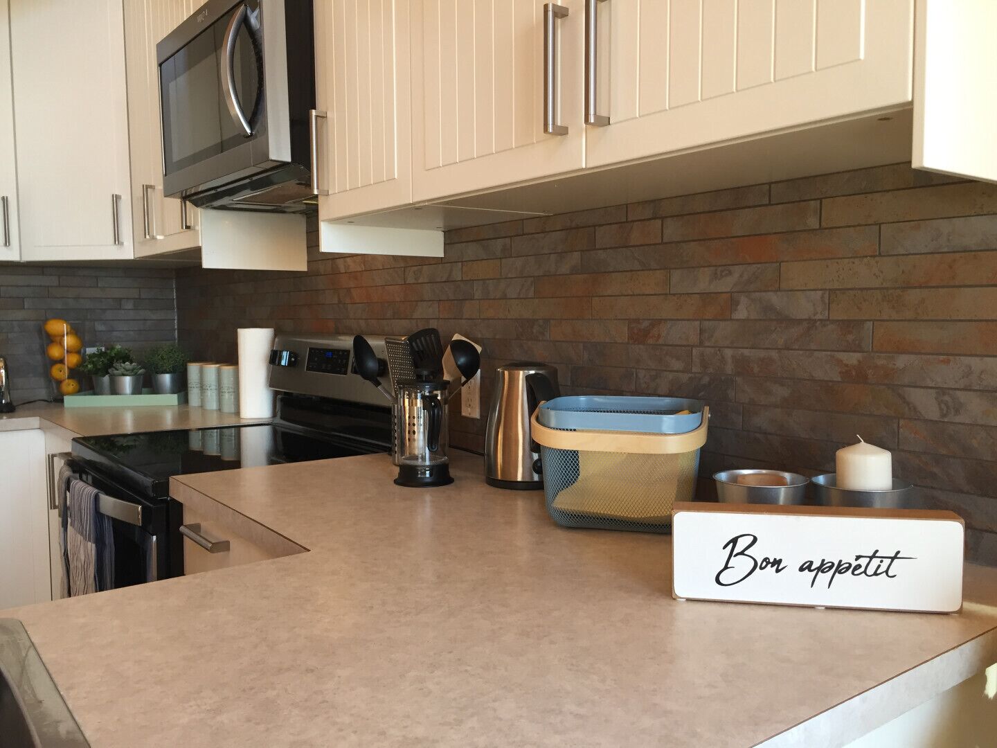 Beautiful Cabin in the Mountains