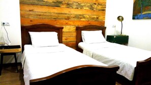 2 室のベッドルーム、アイロン / アイロン台、WiFi