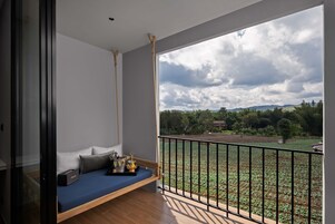 Deluxe Room (Mountain View) | ระเบียง