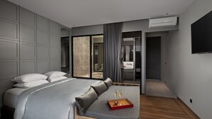Deluxe Room (Mountain View) | โต๊ะทำงาน, ผ้าม่านกันแสง, ห้องเก็บเสียง, Wi-Fi ฟรี