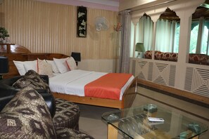 Executive Suite | Free WiFi - canopy nexus (Gilgit)