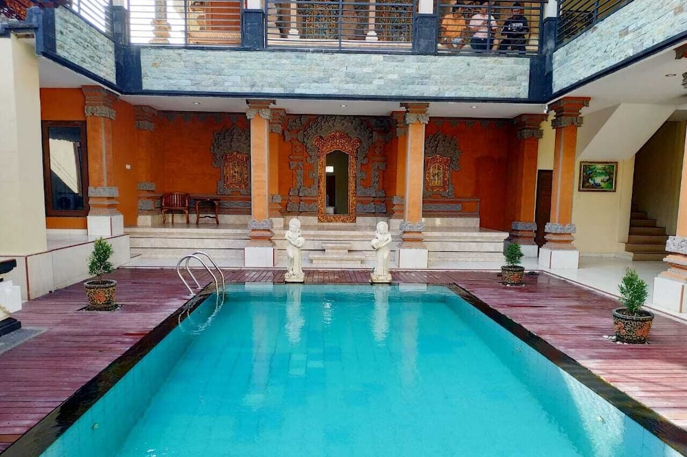 Big double room with kitchen and pool