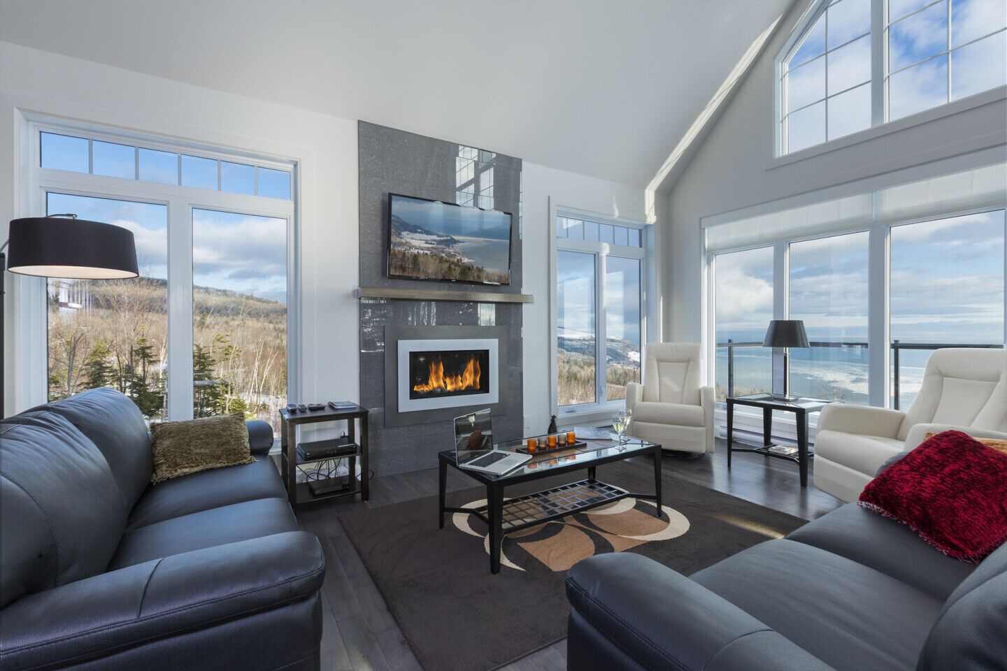 Le Fluvial - With stunning view of the Saint-Lawrence river!