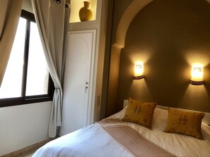 4 Schlafzimmer, Bügeleisen/Bügelbrett, kostenloses WLAN, Bettwäsche