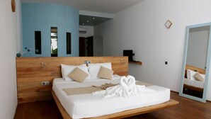 Deluxe Room | 1 bedroom, in-room safe, soundproofing, iron/ironing board - Serendipitaly Ayurveda Boutique Hotel (Mount Lavinia)