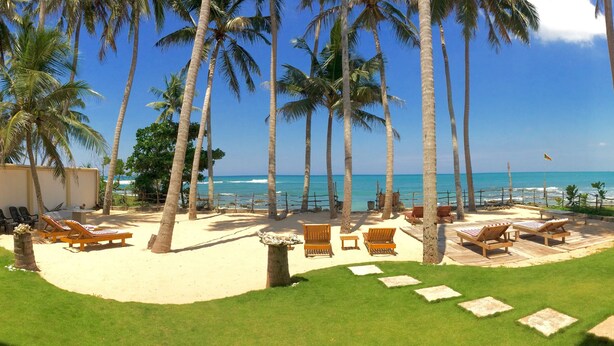 Beach - Serendipitaly Ayurveda Boutique Hotel (Mount Lavinia)