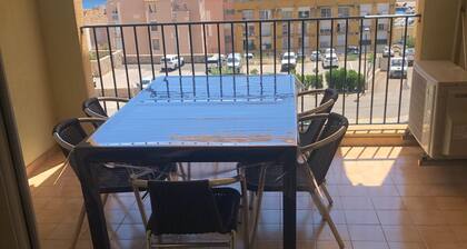 Vue imprenable mer montagne citadelle port et plage