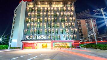 Front of property - evening/night