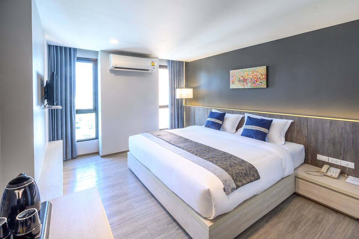 Ropa de cama de alta calidad y minibar