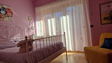 2 bedrooms, iron/ironing board, travel crib, free WiFi