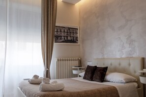 Deluxe-Doppelzimmer, eigenes Bad (Piazza d'Arezzo)