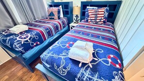 6 habitaciones, tabla de planchar con plancha, wifi y ropa de cama 