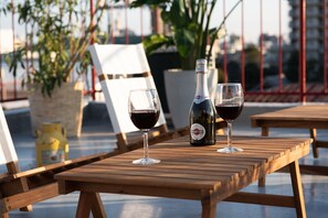 屋外ダイニングエリア