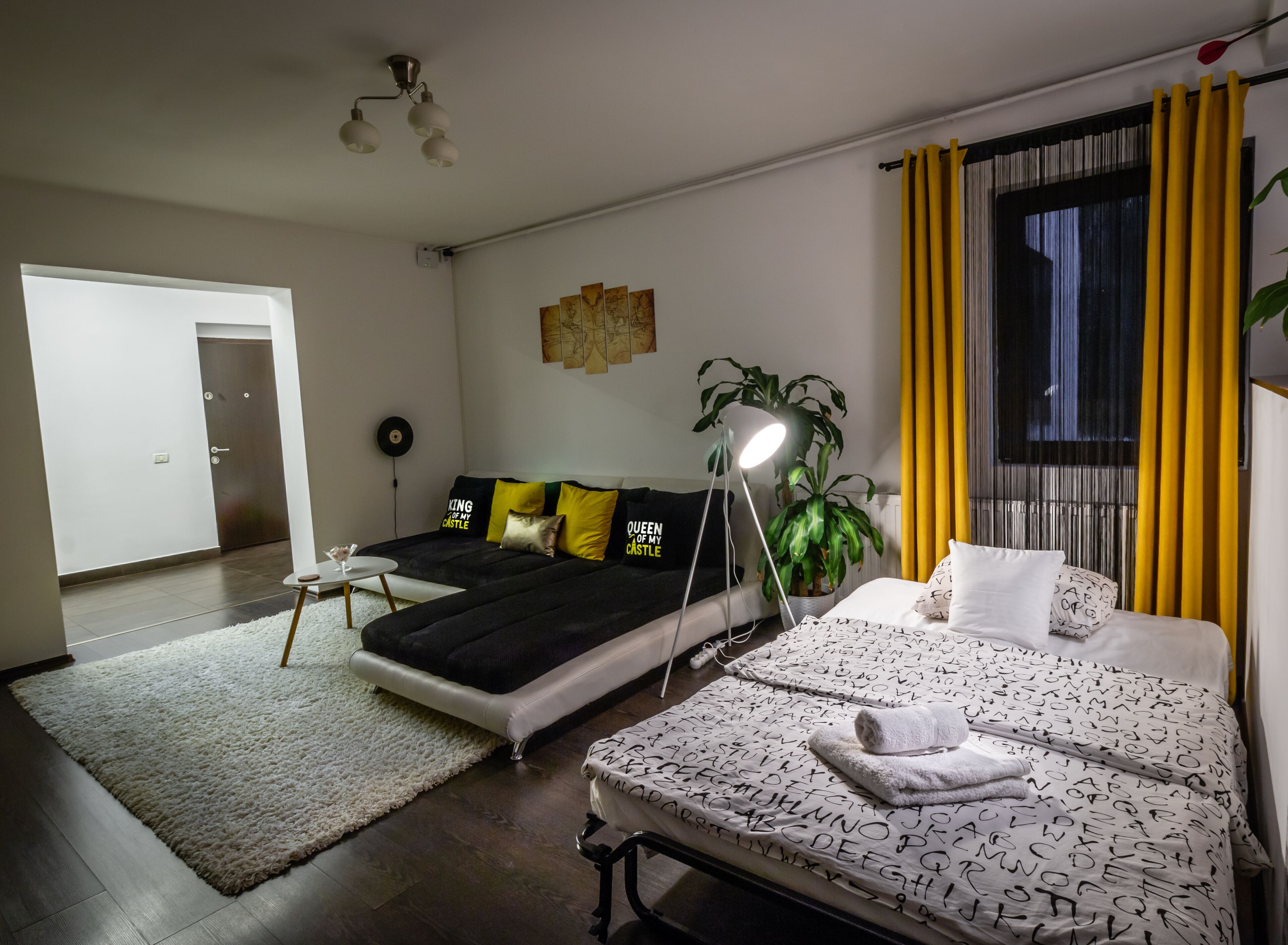 Castle Deluxe Apartment - all the comforts of Home