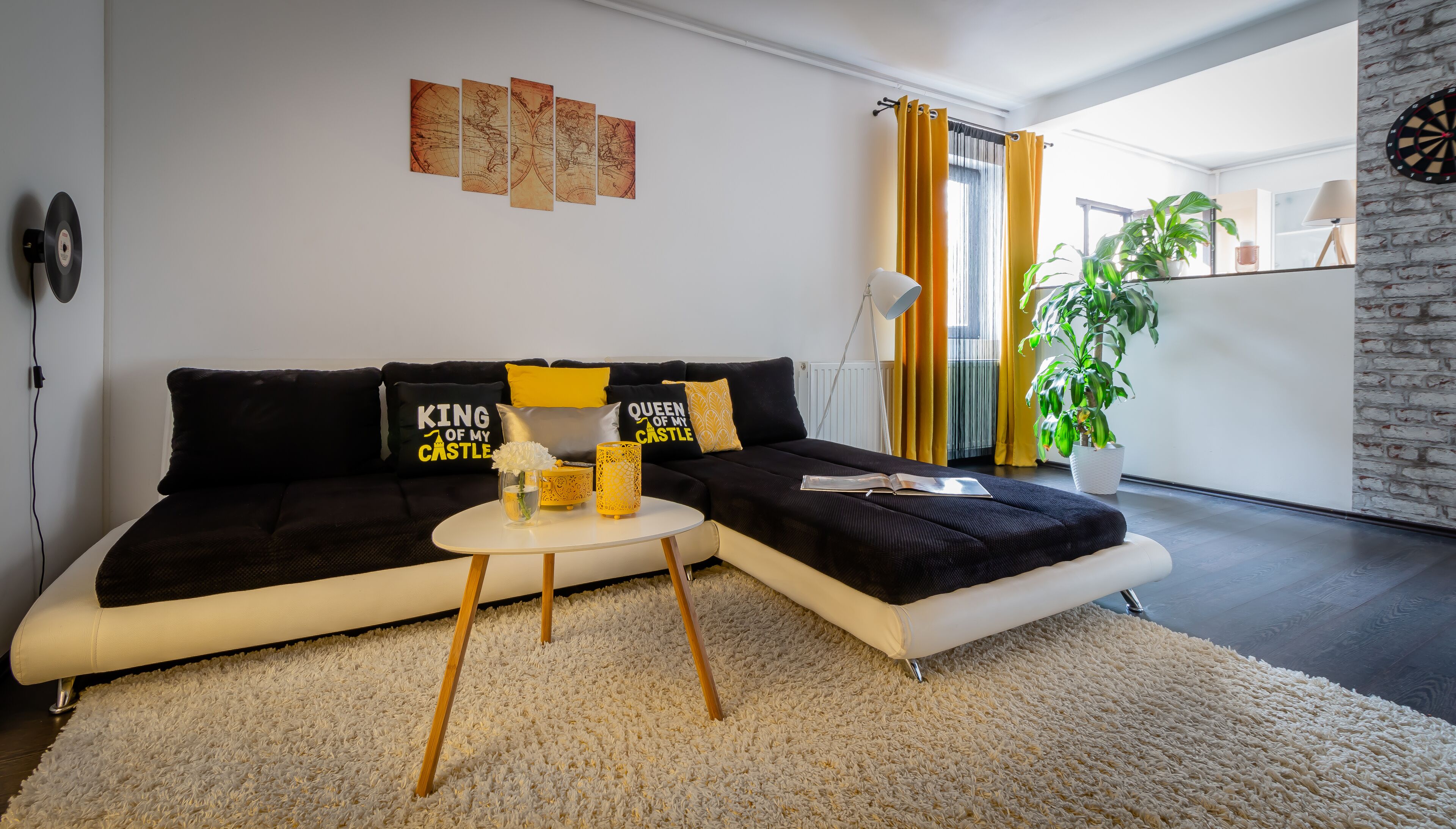 Castle Deluxe Apartment - all the comforts of Home